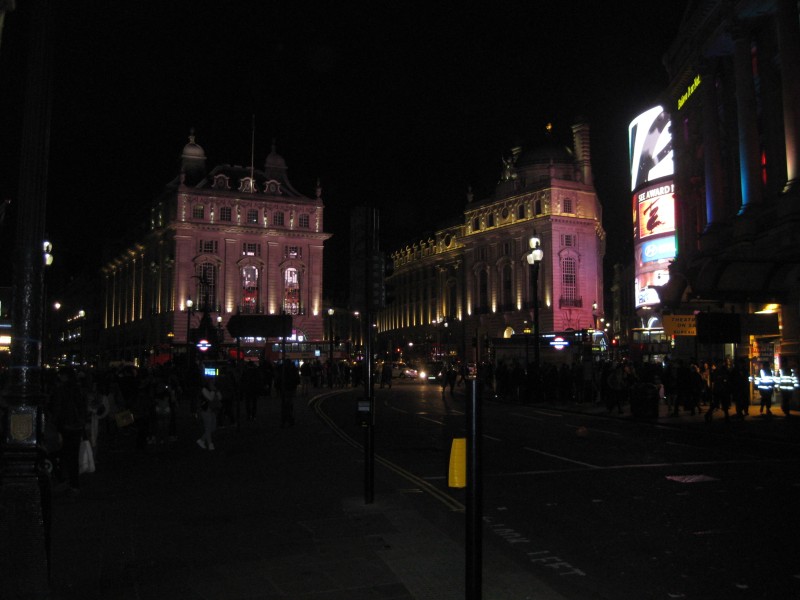 15 Piccadilly Circus